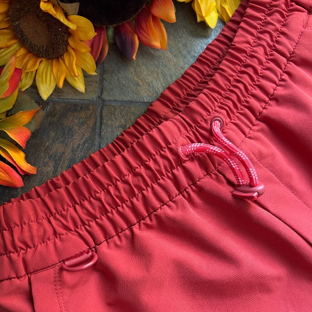 Stretchtech Colorblock High-Waisted Athletic Shor… - image 5